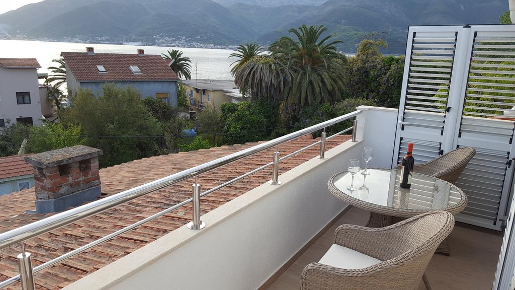 Apartment Milas Tivat Eksteriør bilde